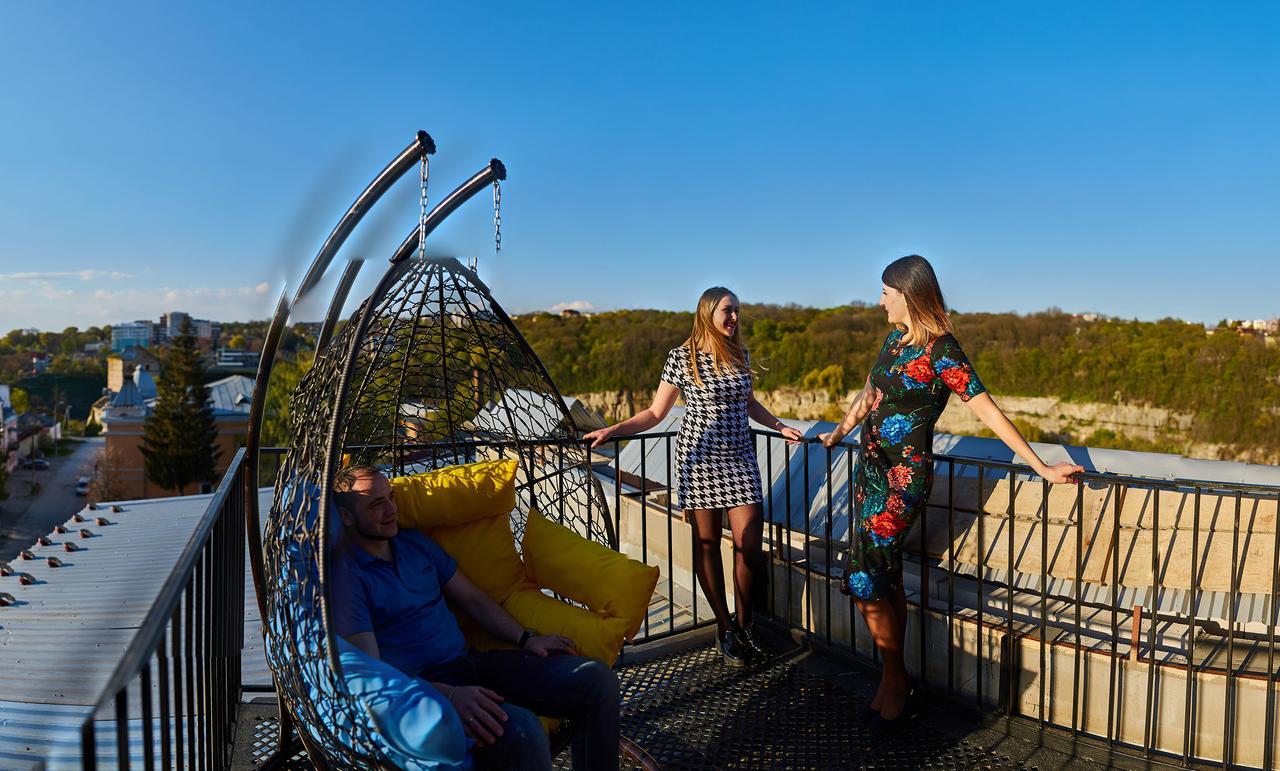 Panorama Apart-Hotel Kamjanets-Podilskyi Eksteriør billede